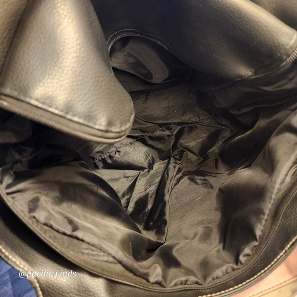 NWOT FAUX LEATHER BLACK & PINK MARY KAY FULL ZIPPER TOP BAG - Picture 6 of 10